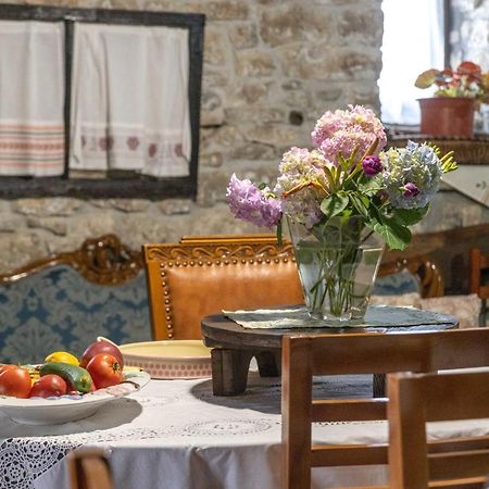Bujtina Kodiket Guesthouse Berat Buitenkant foto