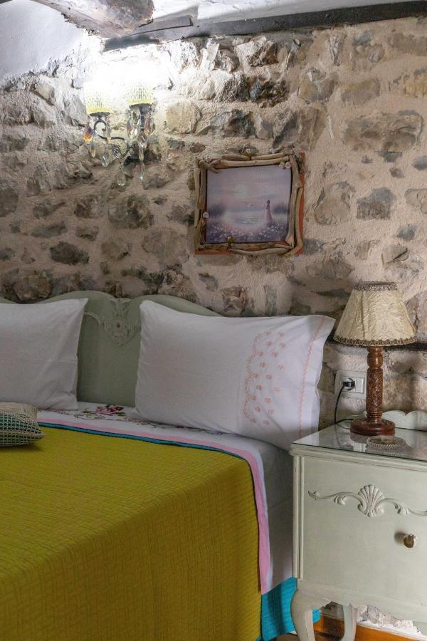 Bujtina Kodiket Guesthouse Berat Buitenkant foto