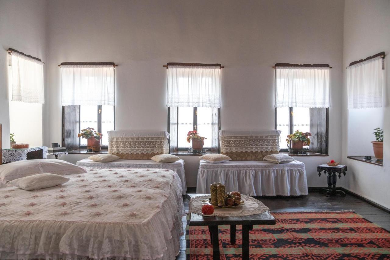 Bujtina Kodiket Guesthouse Berat Buitenkant foto