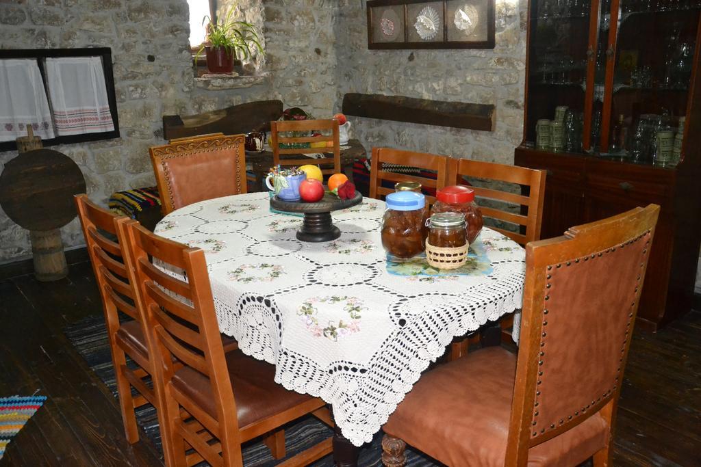 Bujtina Kodiket Guesthouse Berat Buitenkant foto