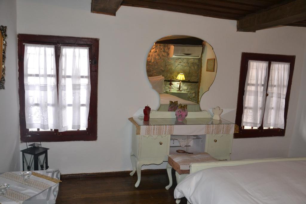 Bujtina Kodiket Guesthouse Berat Buitenkant foto